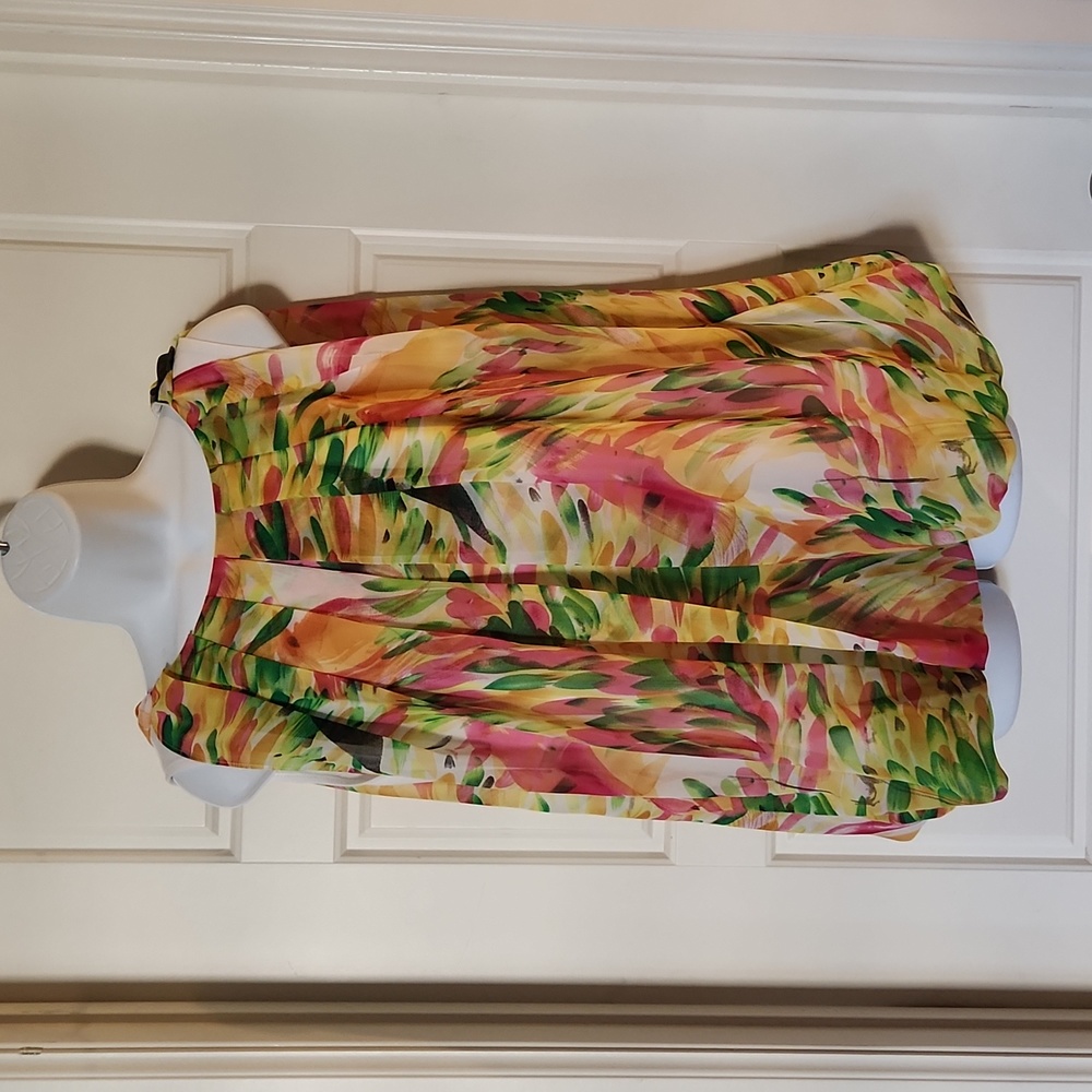 Madison Paige Abstract Floral Sleeveless Blouse